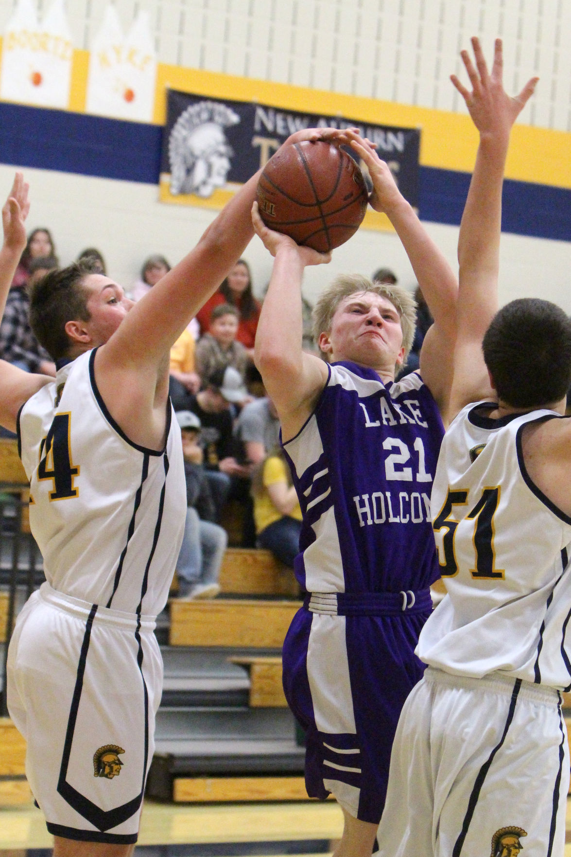 Lake Holcombe at New Auburn boys basketball 2-14-19